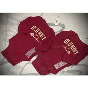 Old Navy twin girls 0-3 months match long sleeve bodysuit red/gold